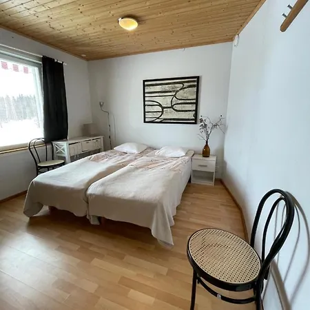 Lamminmaeen Juhla Ja Peti *