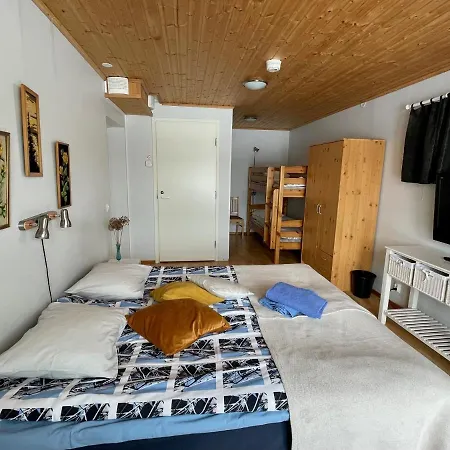 Lamminmaeen Juhla Ja Peti