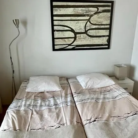 Lamminmaeen Juhla Ja Peti *